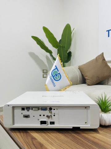 Panasonic HD PT-FW430 بروجيكتور