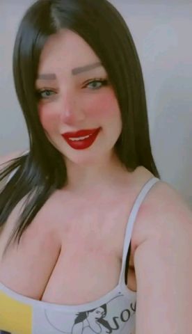 الجلسات عندي كلها متعة نار ومساج وريليش وفروعوني