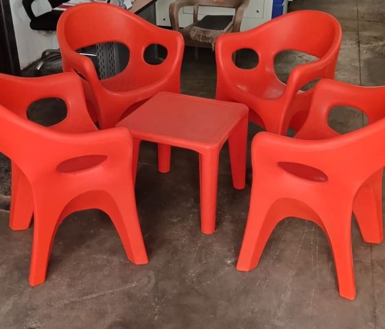 كراسى فيبر جلاس للبيع - الابداع للفيبر جلاس  9