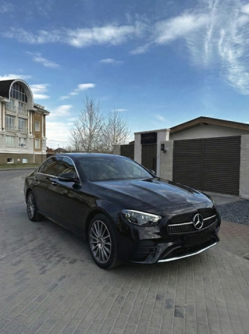 فخامة المستقبل بين يديك.. إيجار مرسيدس E200 موديل 2023!