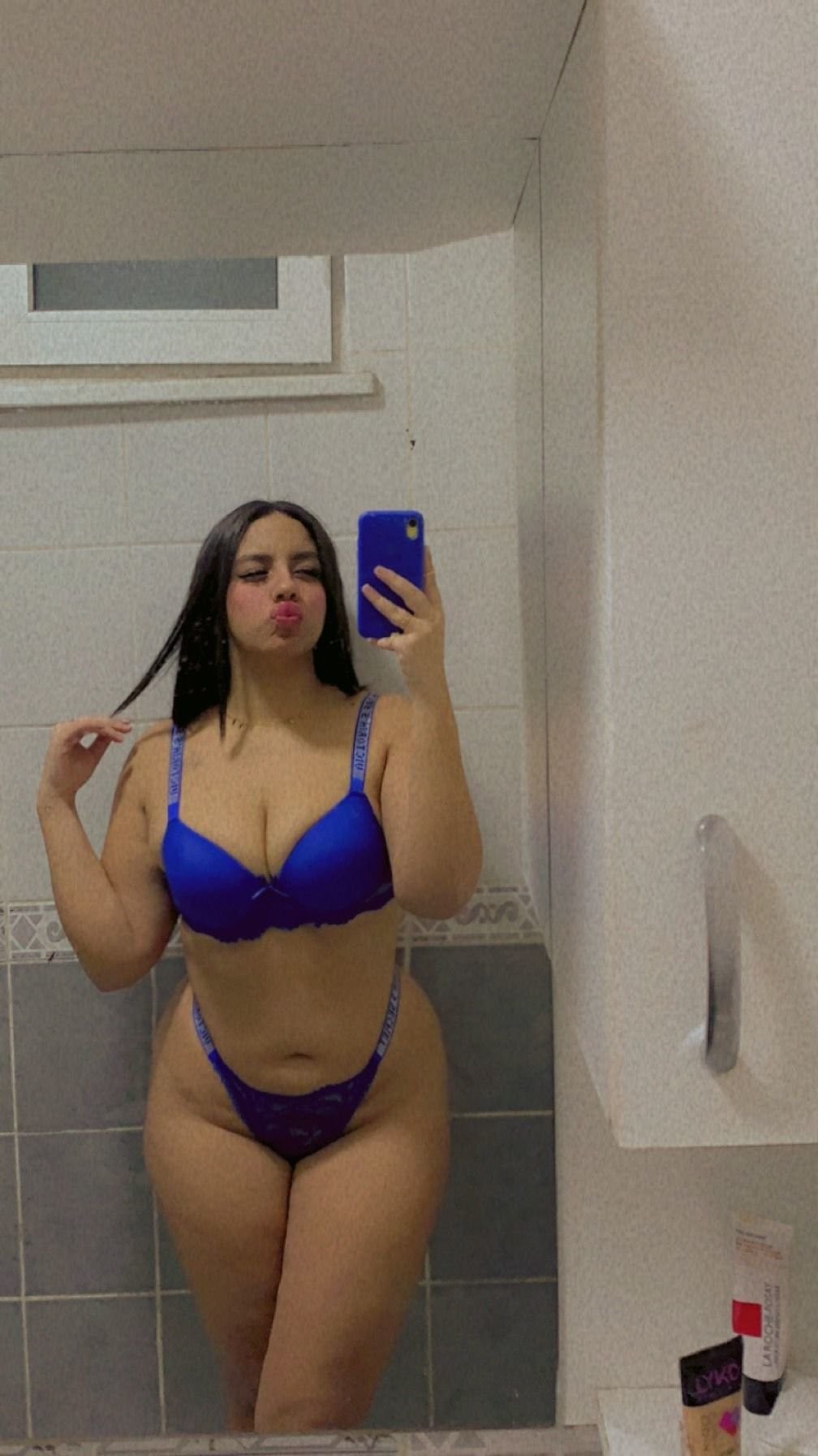 مدربة مساج ريلشين وهابي ايند محترفة في مراكز المساج