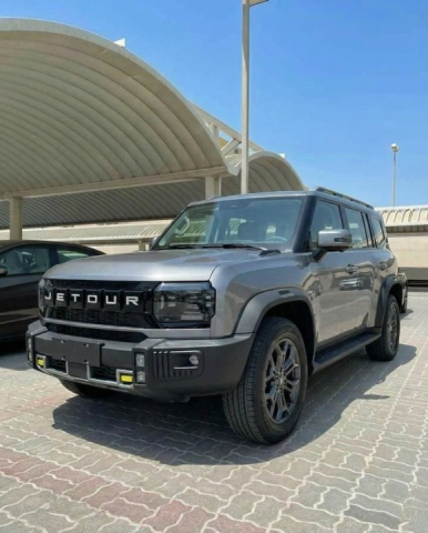 استعد للمغامرة الحقيقية.. إيجار جيتور T2 لرحلات السفاري!