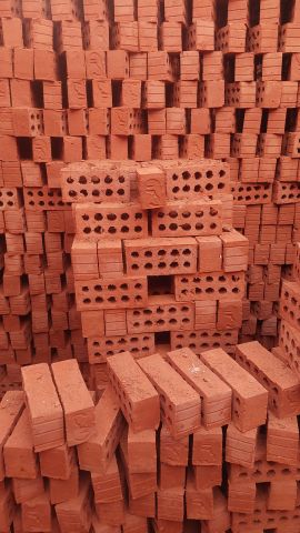 طوب احمر طفلي 