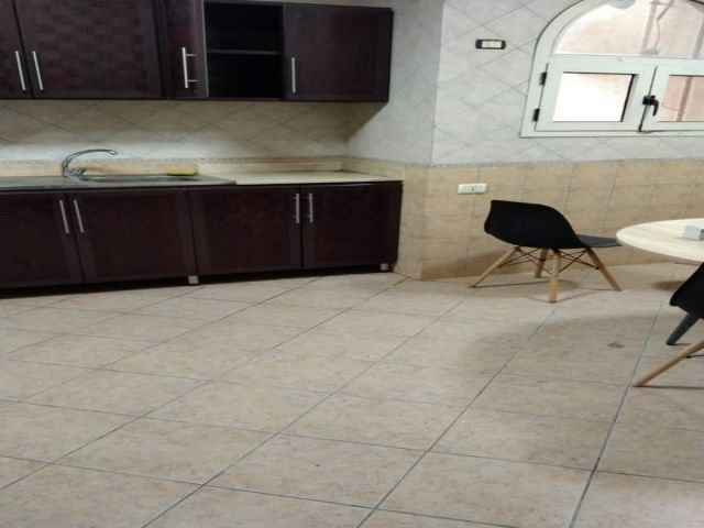 مقر إداري 300م للإيجار في شيراتون المطار موقع مميز 6