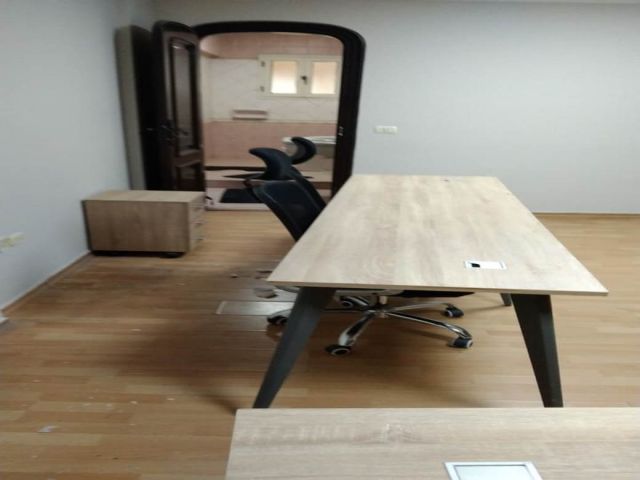 مقر إداري 300م للإيجار في شيراتون المطار موقع مميز 8