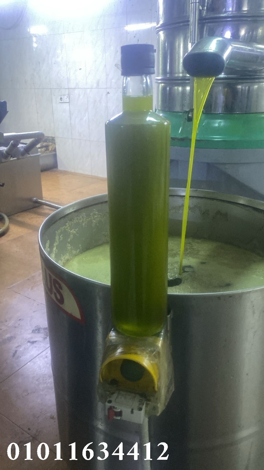 طعم طبيعي من غير إضافات  زيت زيتون يفرق في كل أكلة  01011634412