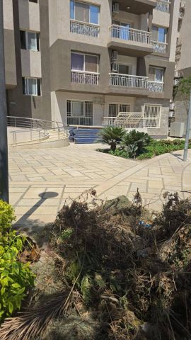 شقة للبيع في مدينتي بموقع مميز وأسعار مناسبة 7