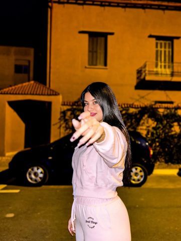 احنا بتوع الدلع كله مساج استرخاء ريلكس جلسات ريليشن فرعوني وأوضاع