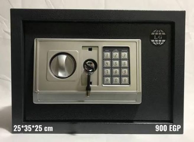 أنا مدافنُ أسراركِ.. تعالي. 2