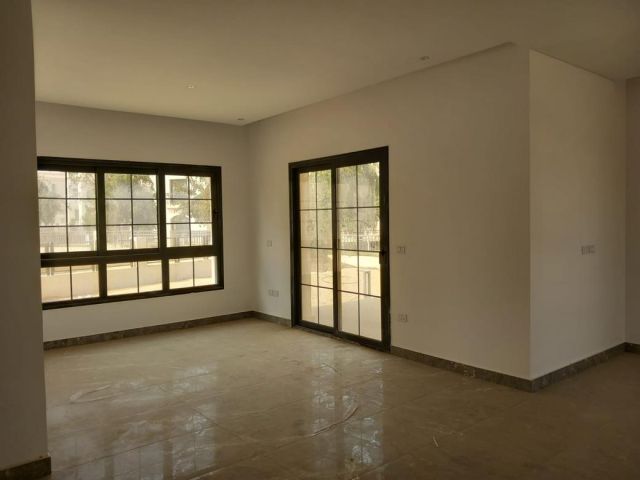 للبيع فيلا 750م في كمبوند سيليا طلعت مصطفى | العاصمة الإدارية الج 7