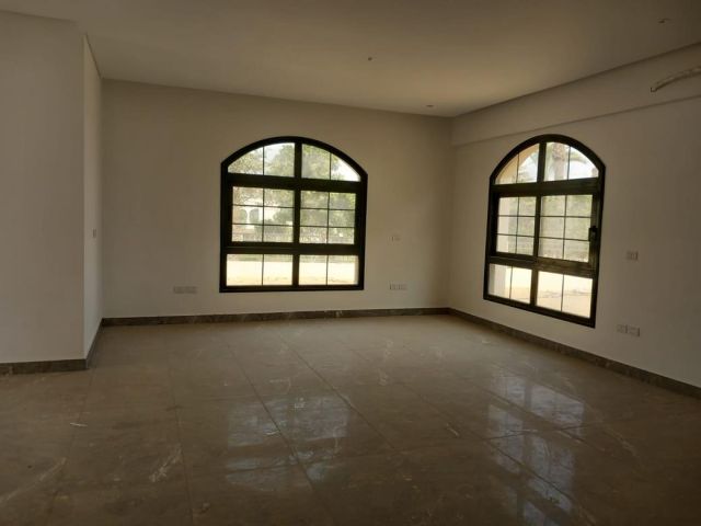 للبيع فيلا 750م في كمبوند سيليا طلعت مصطفى | العاصمة الإدارية الج 9