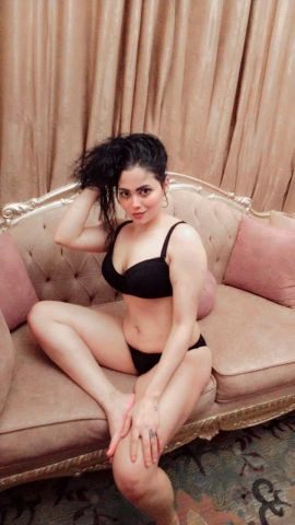 مساج وعلاقته كامله 