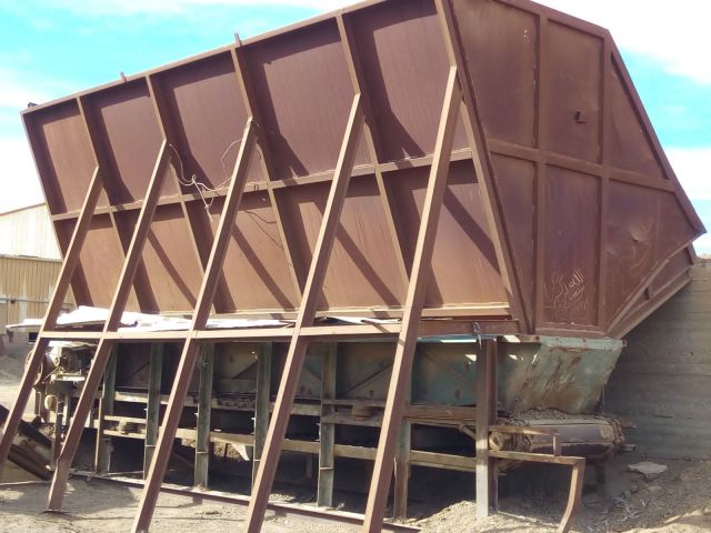 معدات والالات