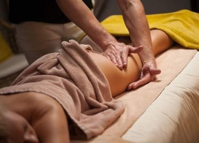 مساج بريفت للسيدات فقط 