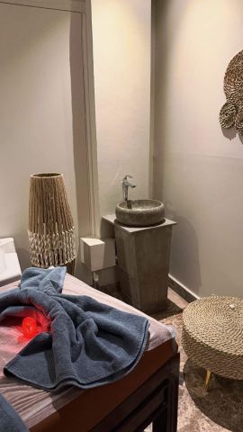 استمتع بتجربة استرخاء متكاملة في يلا مساج ✨ 4