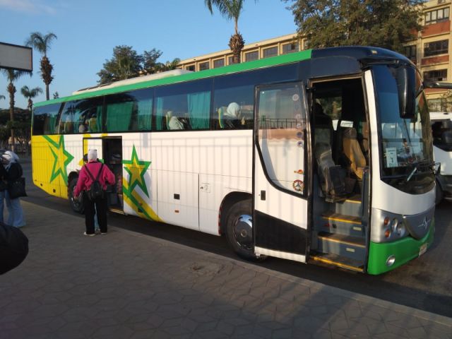 اتوبيس 50 كرسي للرحلات اليومية