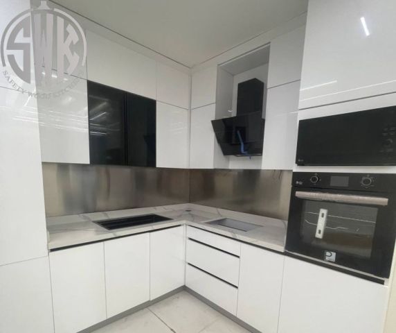 أحدث صور مطابخ بولي لاك  SAFETY WOOD للمطابخ والدريسنج روم 