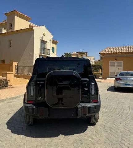 إيجار Jetour T2 بالسائق.. سيارة الدفع الرباعي المثالية للسفر والم