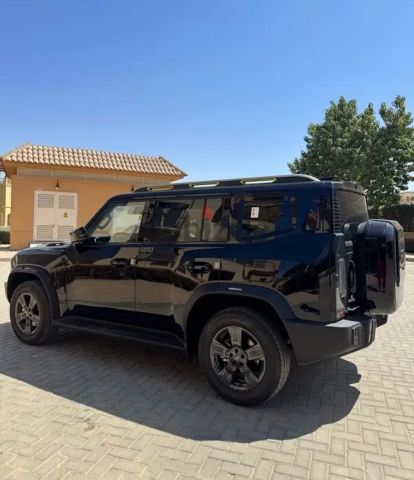 إيجار Jetour T2 بالسائق.. سيارة الدفع الرباعي المثالية للسفر والم 3