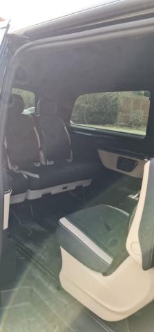 إيجار مرسيدس v300 - قمة الفخامة لرجال الأعمال والوفود الدبلوماسية 2