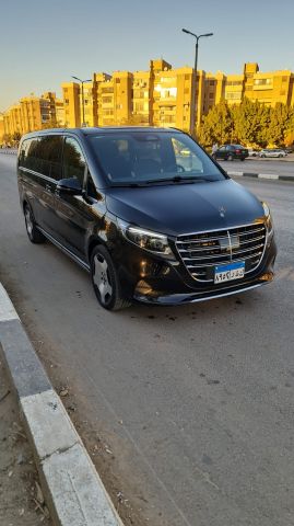 إيجار مرسيدس v300 - قمة الفخامة لرجال الأعمال والوفود الدبلوماسية 3