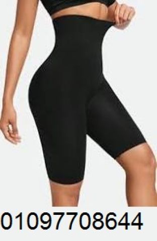  احصلي على قوام مشدود وجميل في لحظات مع شورت 
