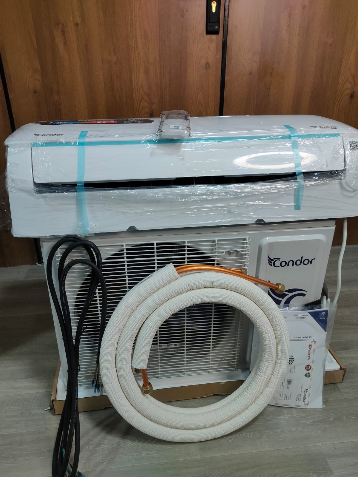 كوندور 1.5 حصان بارد ساخن انفرتر ❄️? تبريد وتدفئة وتوفير في جهاز