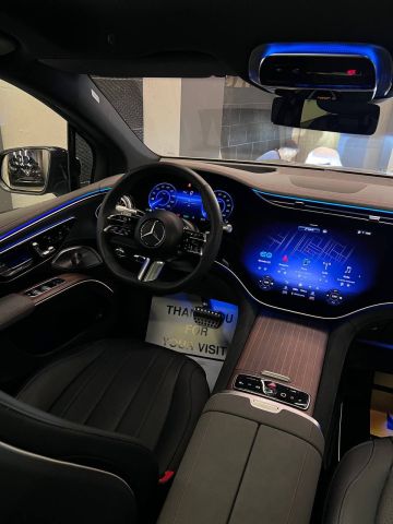 EQS 500 4MATIC 2023 زيرو – أعلى فئة مرسيدس الكهربائية 7 مقاعد 2