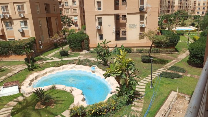 شقة فى كومبوند دجلة جاردنز - موقع رائع - دور تانى - فيو بحيرة و ح