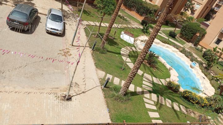 شقة فى كومبوند دجلة جاردنز - موقع رائع - دور تانى - فيو بحيرة و ح 8