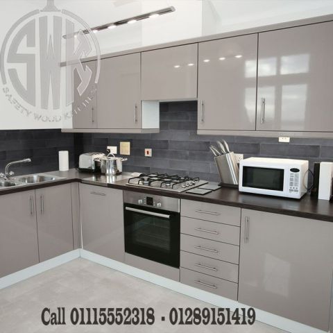 اسعار مطابخ خشب مودرن SAFETY WOOD للمطابخ والدريسنج روم 