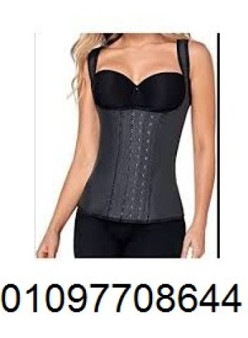 مشد كيم كاردشيان هو السر الذي تحتاجينه لتحقيق الشكل المثالي 