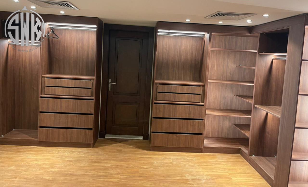 شركات دريسينج روم مقفول زجاج hplمودرن في 2026 SAFETY WOOD للمطابخ