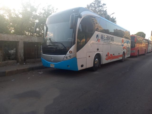 ايجار مرسيدس 50 راكب الي العالمين  01004230753