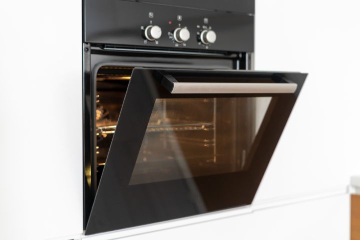 صيانة بوتاجاز اي شيف في القاهرة 01128412648  خدمة احترافية