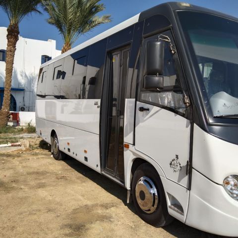 ايجار ميني باص 33 راكب الي الساحل 01004230753