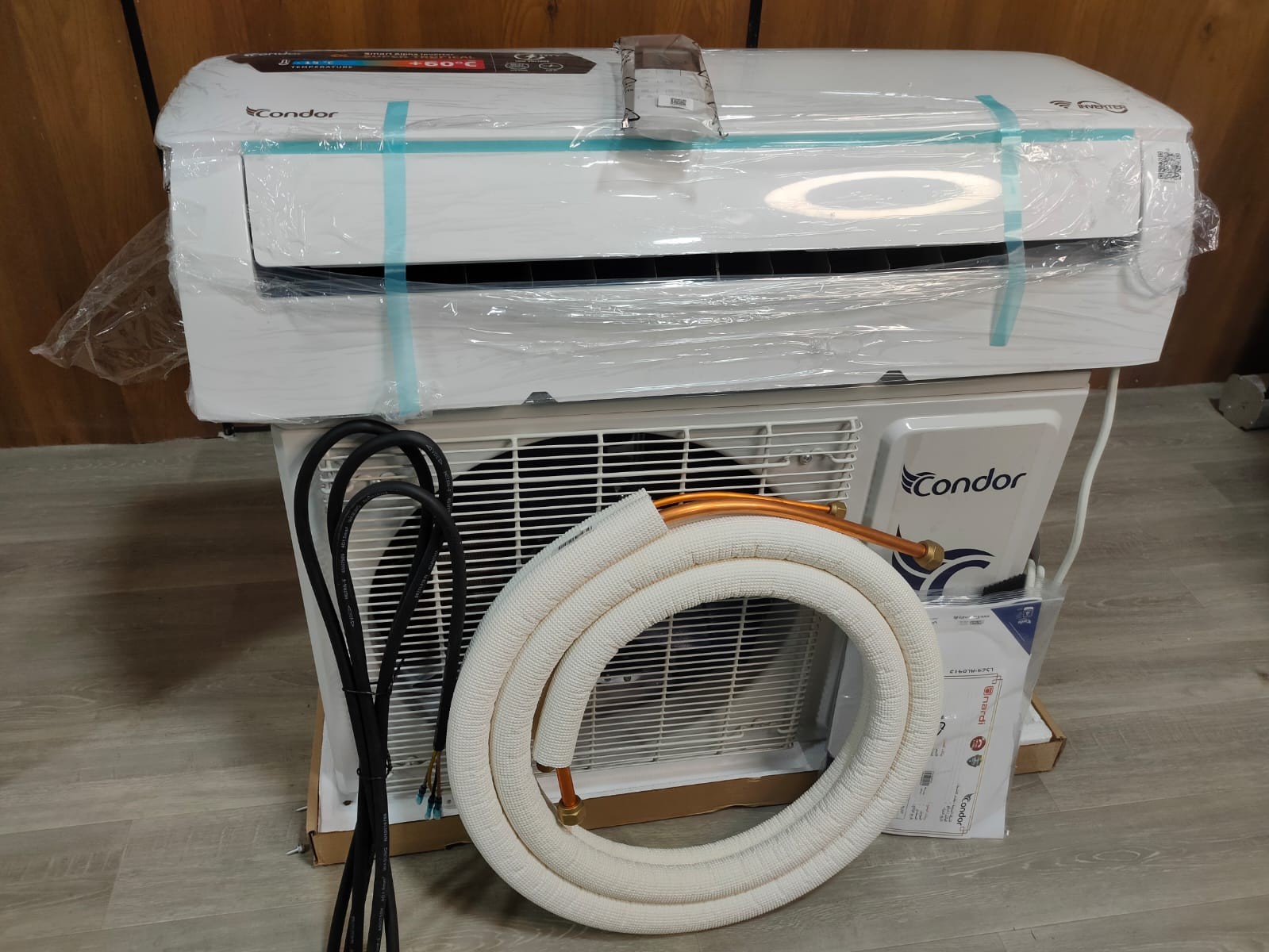 للبيع كوندور 1.5 حصان بارد ساخن انفرتر جديد بالكرتونه والضمان