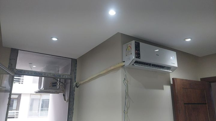 تكييف هايير 2.25 حصان انفرتر بارد ساخن