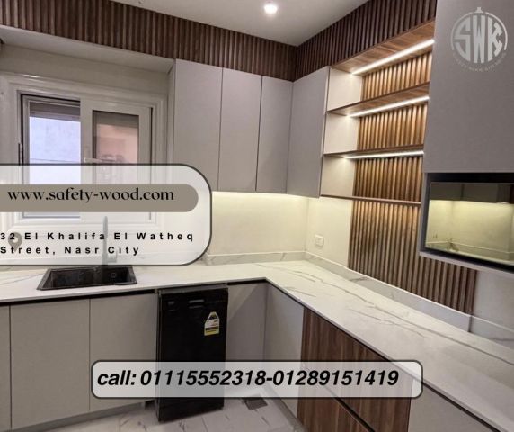 مطابخ خشب hpl في SAFETY WOOD للمطابخ والدريسنج روم ?01289151419 