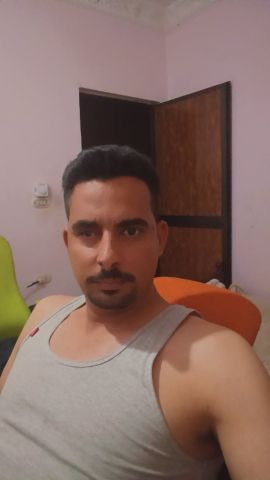 ابحث عن بنت او مدام للمته في سريه