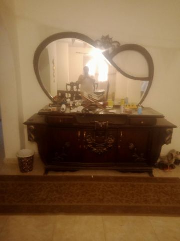 غرفه سفره بحاله جيده 3