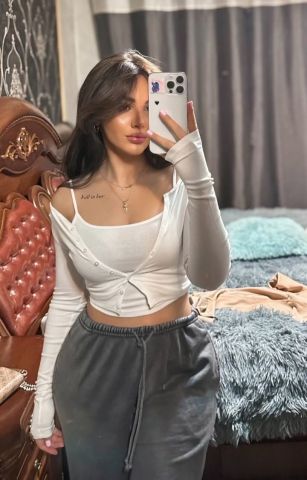 جلسات دلع وعلاقات 