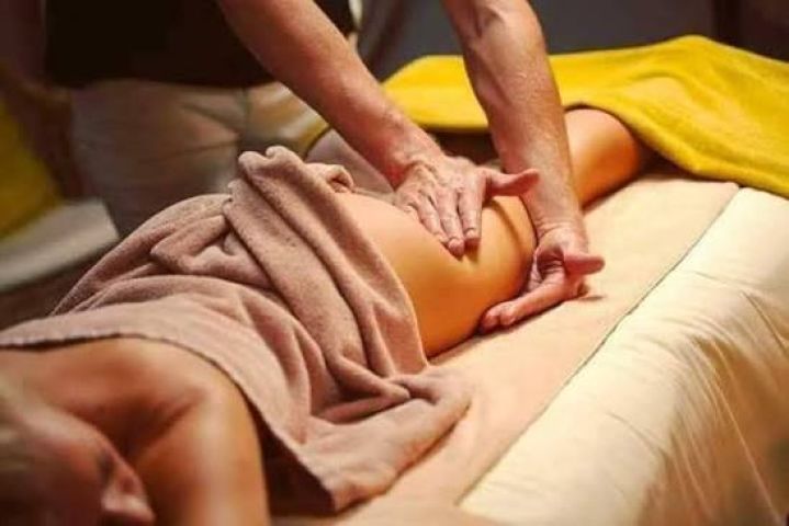 مساج منزلي للسيدات | خصوصية تامة وراحة في منزلك