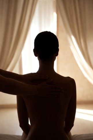 مركز لارا المساج ( سيدات فقط) (for woman's only)