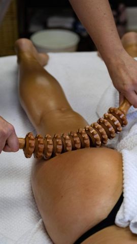 Swedish Massage & Natural Therapy كل دا ليكي انتي وبس