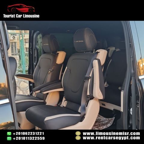 Book Now: Premium Airport Transfers with a Private Chauffeur in o 4