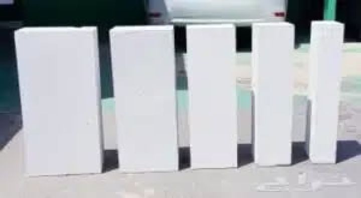 طوب ابيض رغوي
