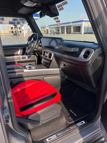 VIP Rent: Mercedes G-Class Cairo Airport Reception with Driver –  3