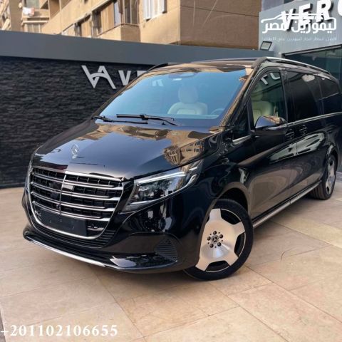 ? Mercedes Viano 7-Seater for Rent with Driver | New Cairo to Ma