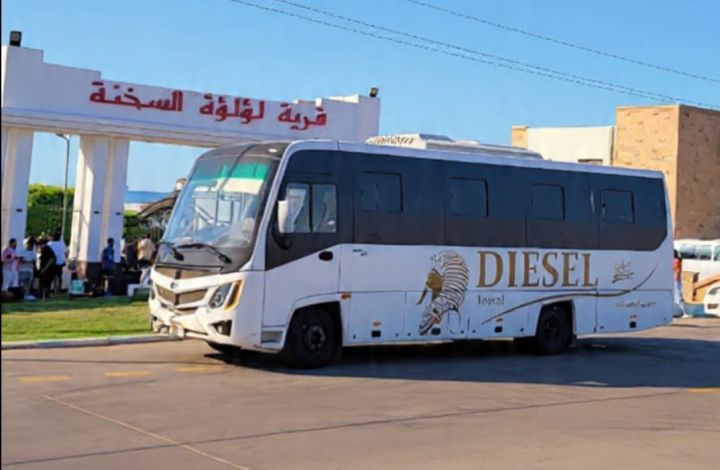 إيجار ميني باص 33 راكب لرحلات العين السخنة 01229306669 2